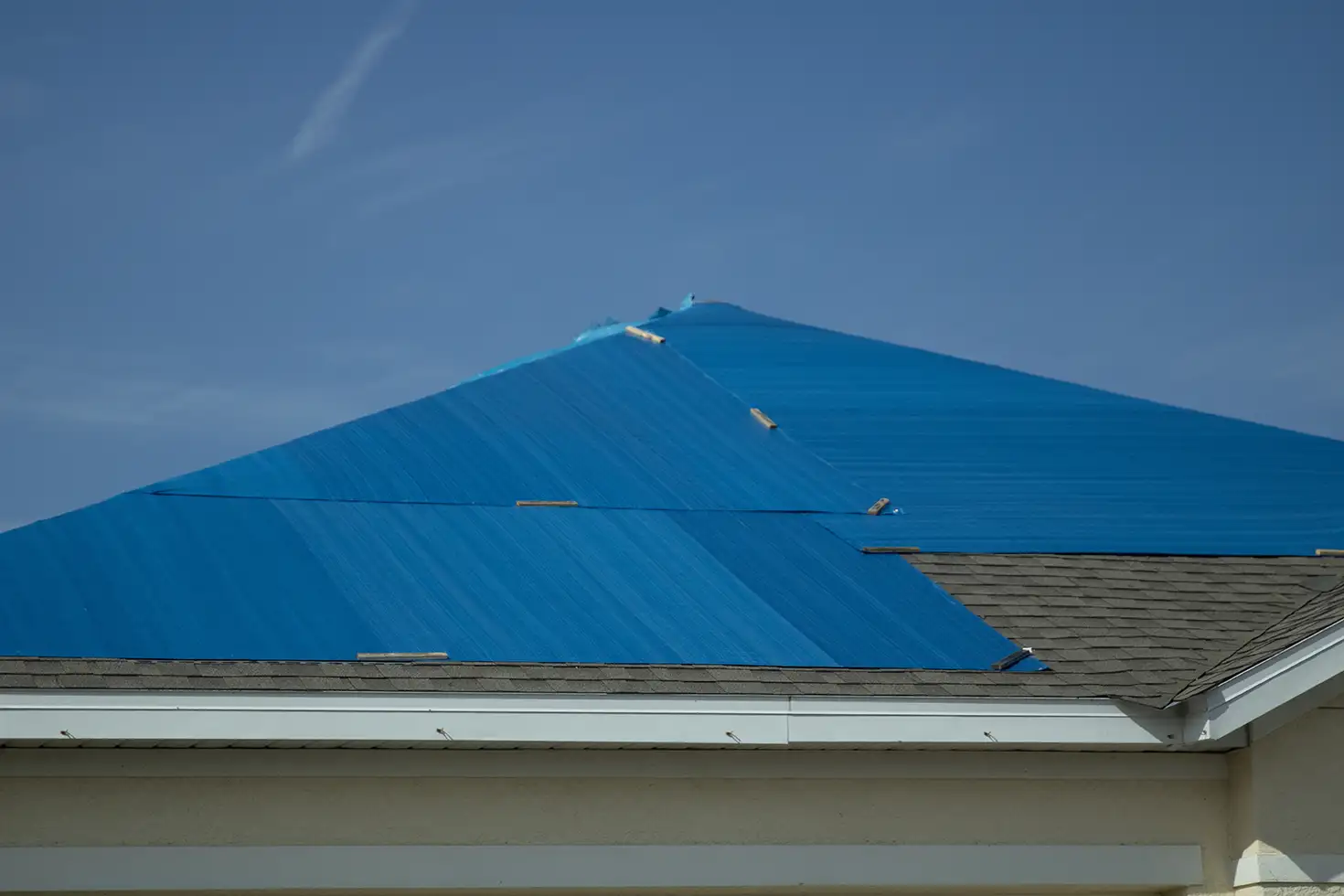 Emergency Roof Tarp - 002